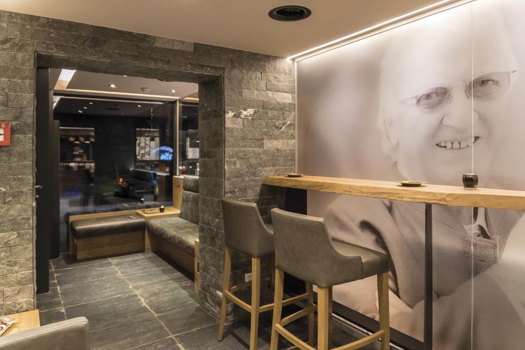 Hotel Des Alpes ザムナウン エクステリア 写真